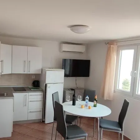 Apartmani Kalff Trogir Exterior photo